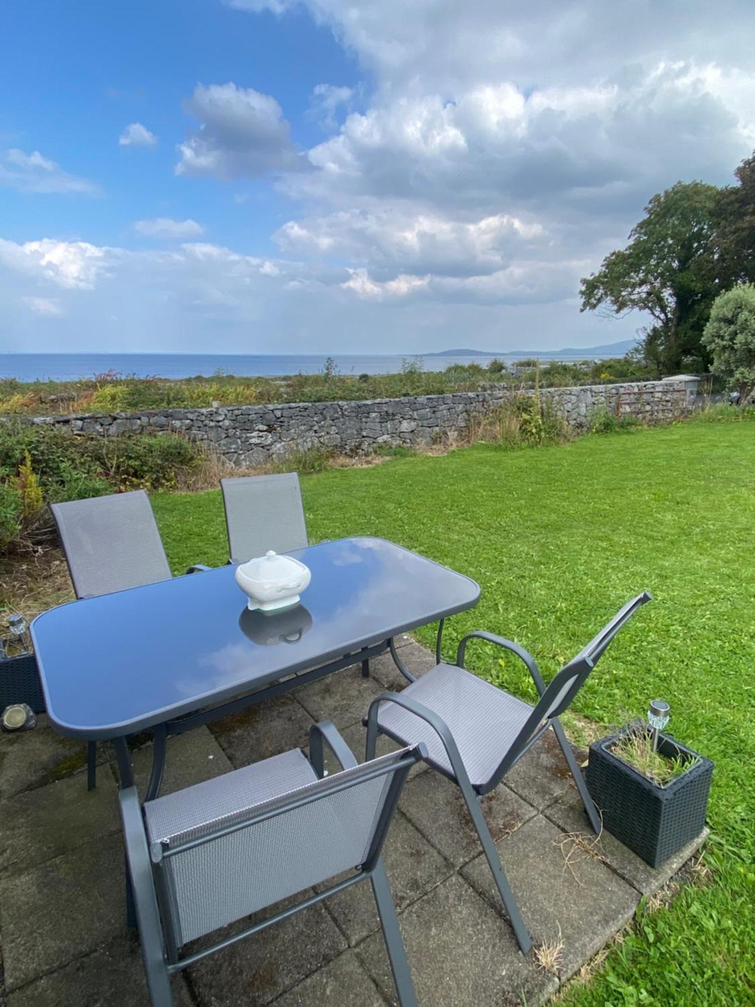 Oranuisce Thatch Cottage Ballyvaughan Exterior photo